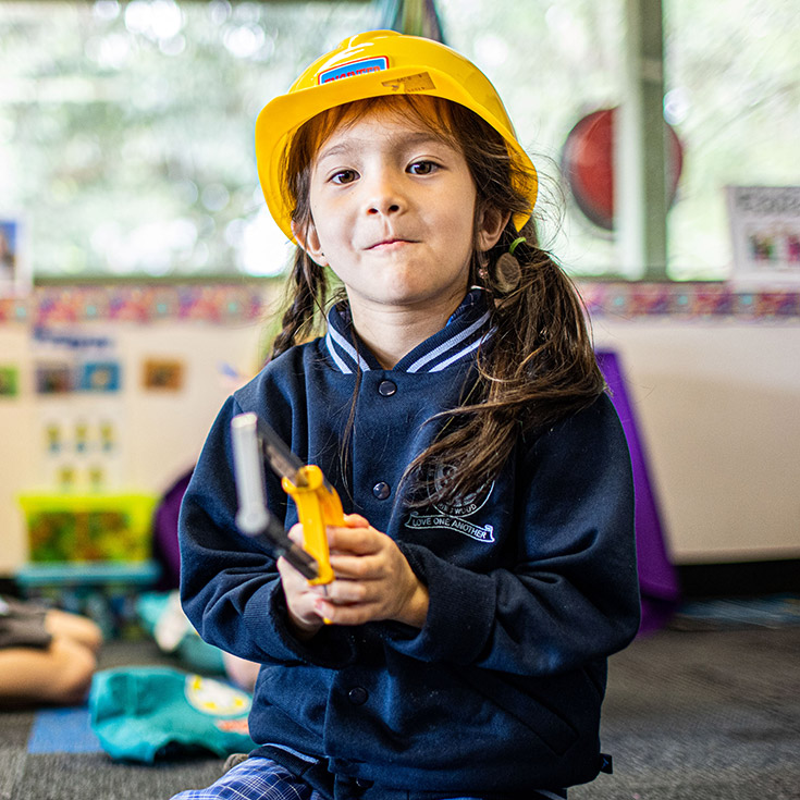 Student playing dress up at St Thomas Aquinas Catholic Primary Springwood
