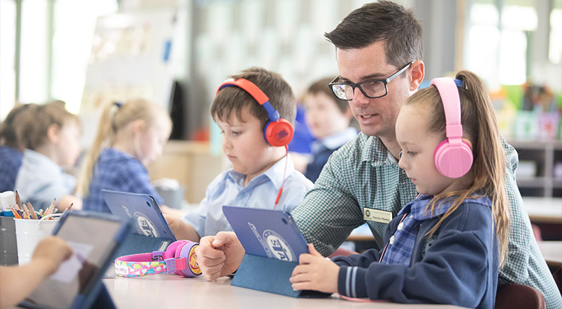 St Thomas Aquinas Catholic Primary School students learning