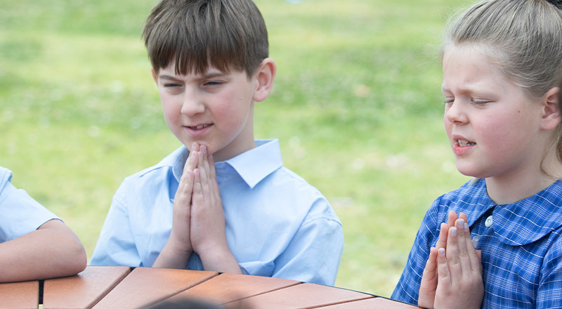 Students celebrating faith at St Thomas Aquinas Catholic Primary Springwood