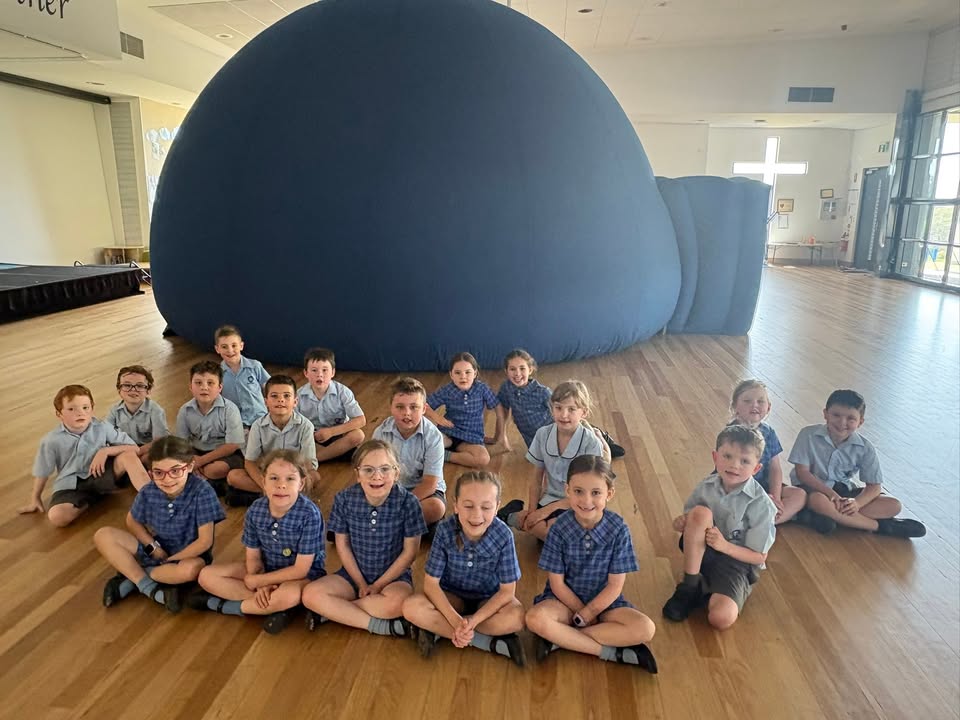 459854762807679_1440774734715672-1