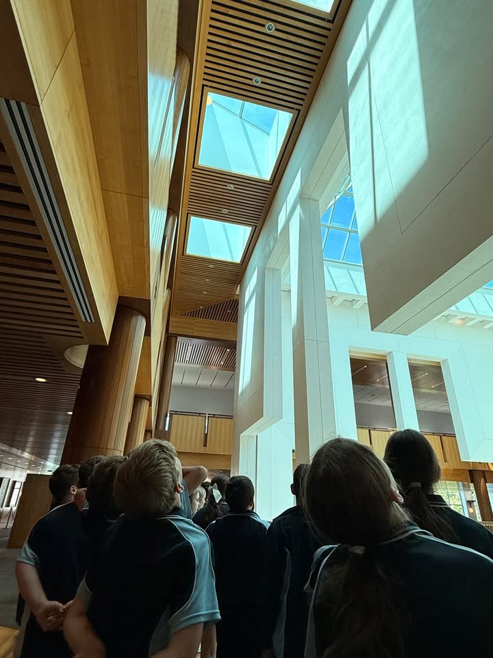 459854762807679_1450502880409524-1