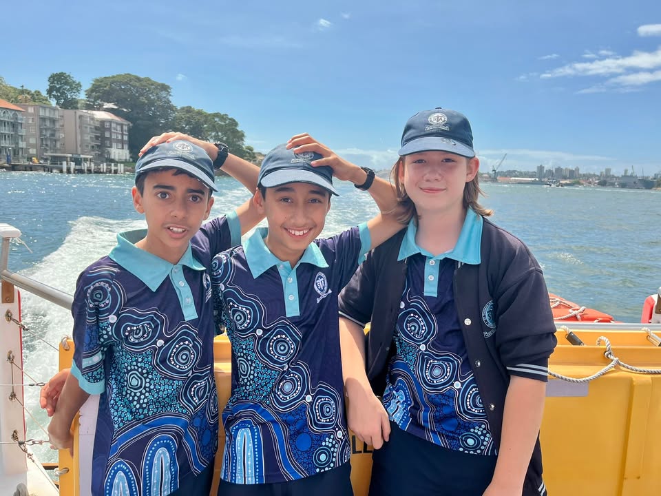 459854762807679_1478717110921434-1