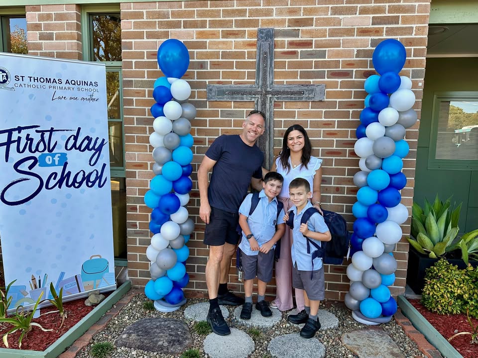 459854762807679_1520296966763448-1