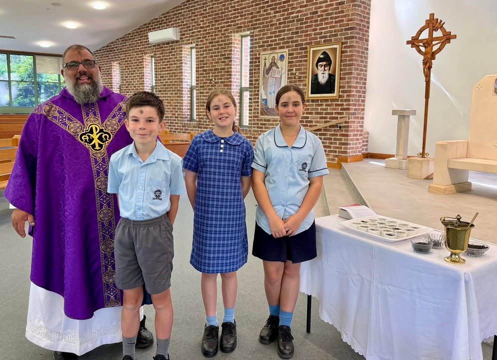 459854762807679_1533663768760101-1